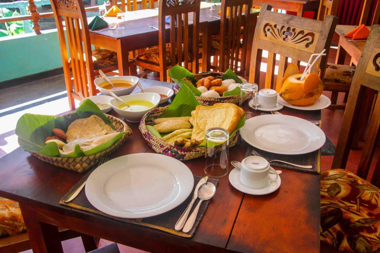 Hungry Lion Resort Sigiriya Exterior foto